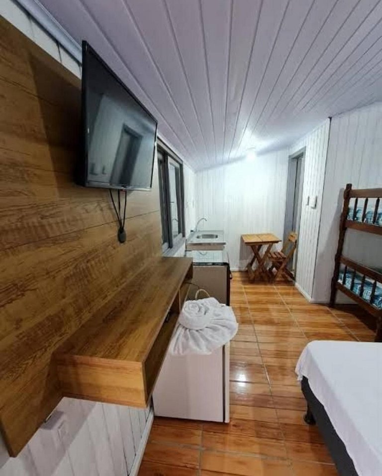 Apartamento 01 dormitório - Diárias a partir de R$ 24,90 por