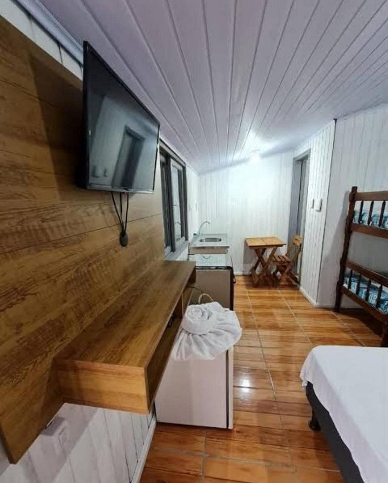 Apartamento 01 dormitório - Diárias a partir de R$ 24,90 por